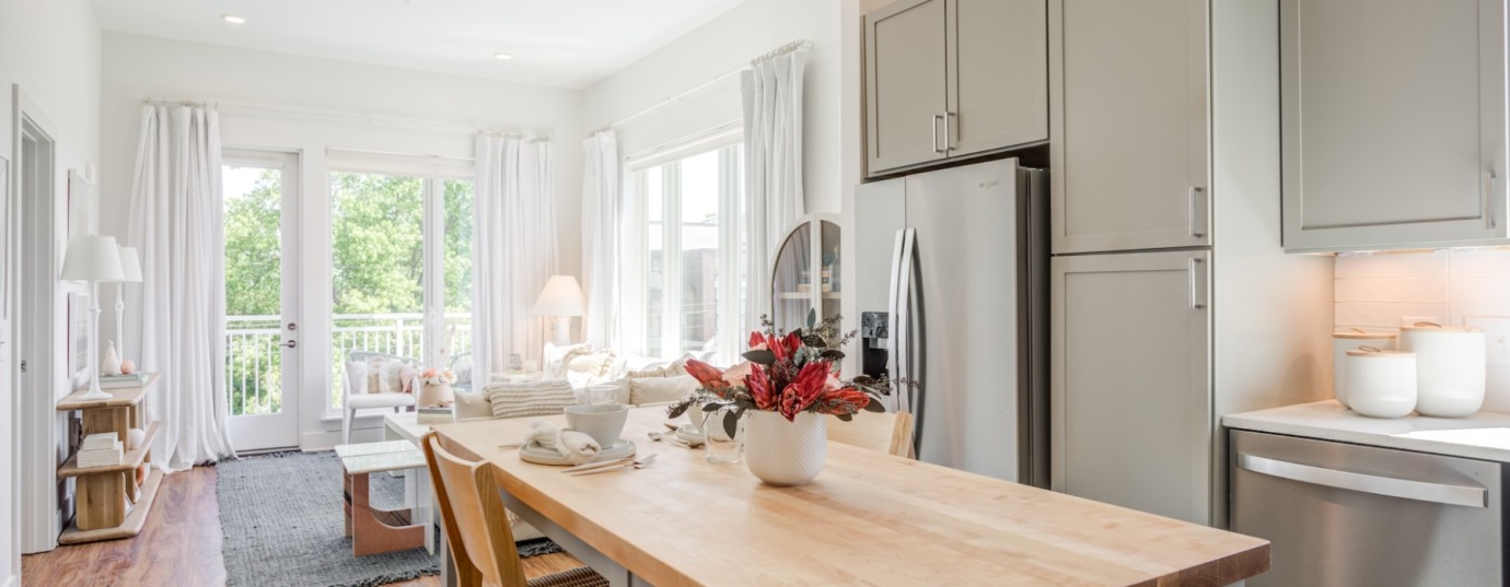 JB1F Studio, 1, 2, or 3 bedroom apartments in Nashville Queens